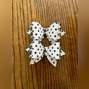 SOLD•Shoe Bow Clips